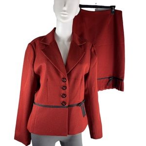 Clio Women’s Suit 2 Piece Size 14